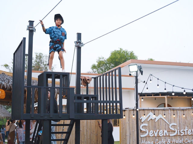 SevenSister : Kids Cafe & Halal Cuisine 🛖✨