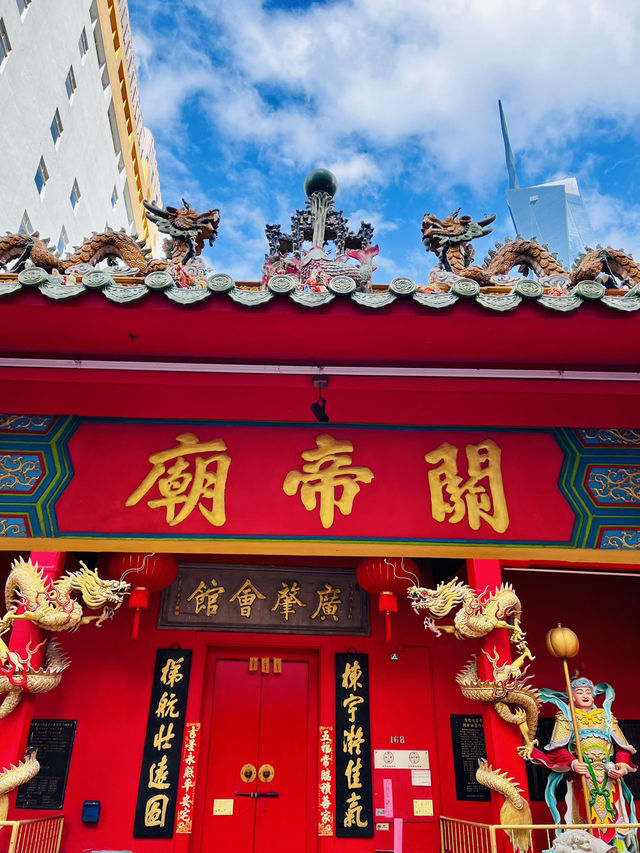“Guan Di Temple - A Timeless Sanctuary of Strength and Devotion!”
