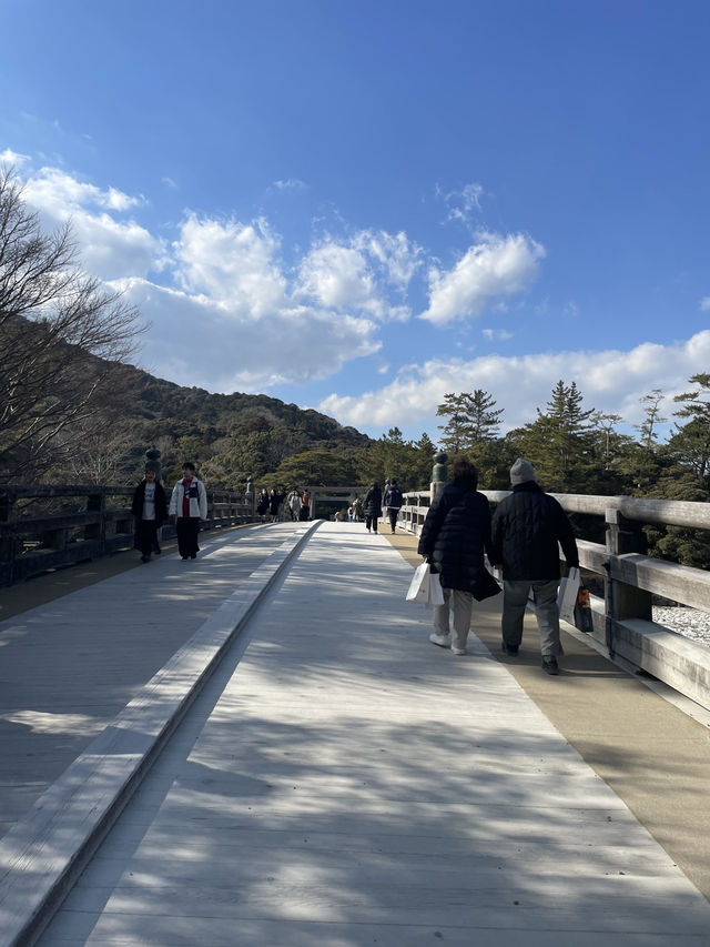 伊勢たびに行きました。