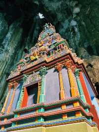 Batu Caves: A Feast for the Senses ⛰️