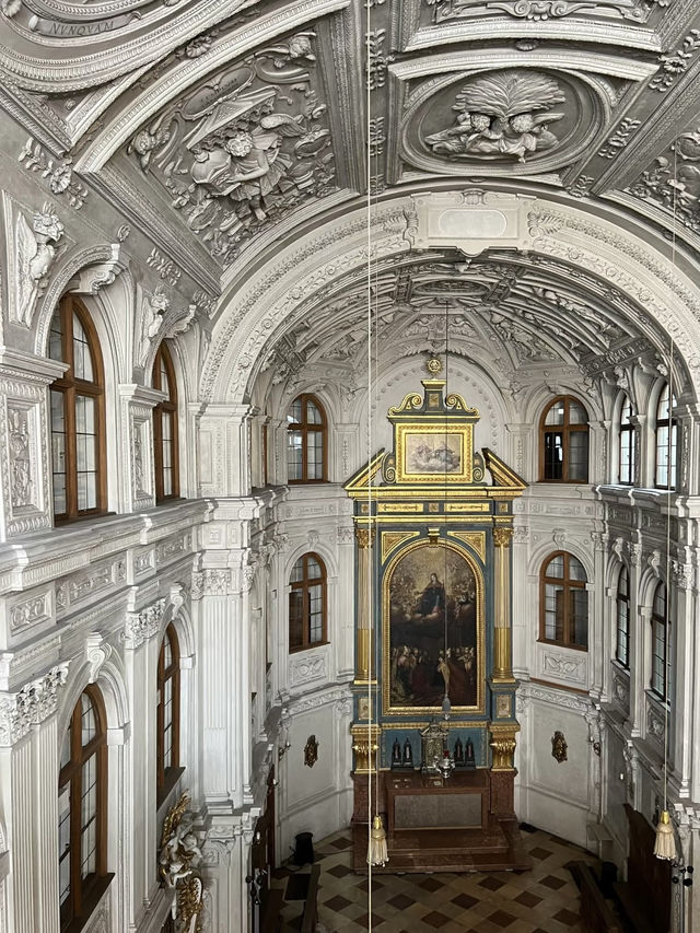 A Journey Through Royal Grandeur: Visiting the Residenz Museum, Munich A Journey Through Royal Grandeur: Visiting the Residenz Museum, Munich