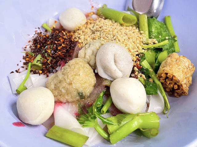 เล้งเย็นตาโฟ ร้านมิลชินไกด์ขอนแก่น