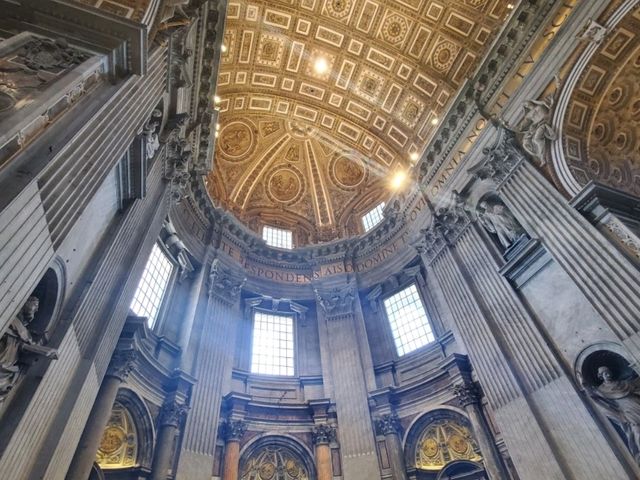 [🇻🇦バチカン] 圧巻の美しさ、サン・ピエトロ大聖堂とミケランジェロのピエタ