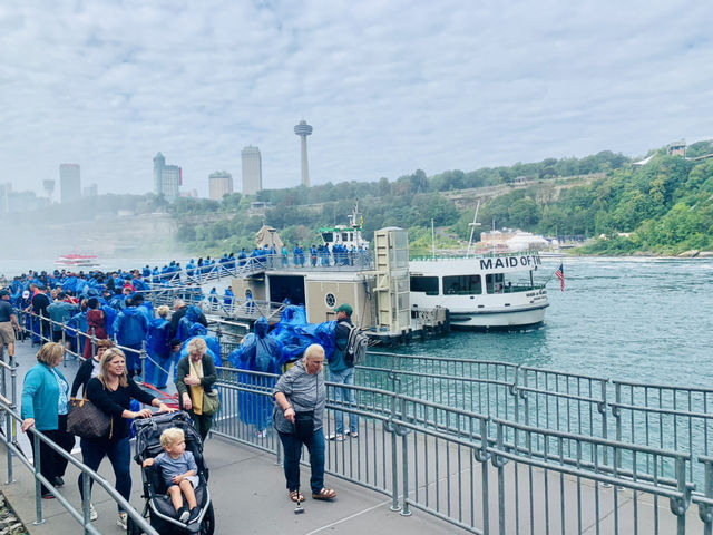 Spring Adventures on the Maid of the Mist