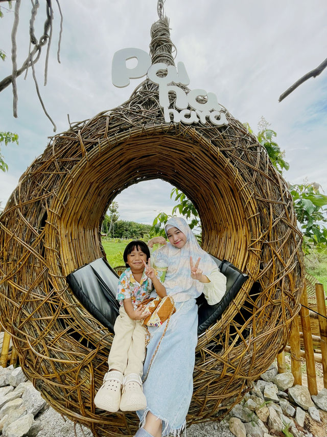 ปายนา นรา