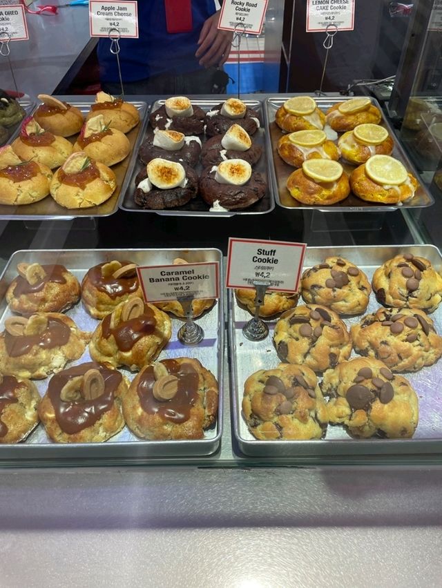 [🇰🇷プサン] グロッサリースターップ｜新世界センタムシティ店で楽しむ洗練されたカフェ