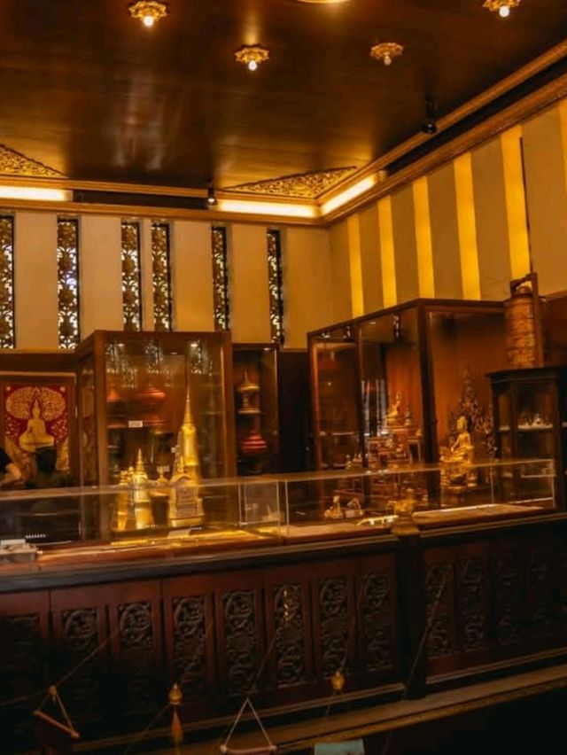เที่ยวเมืองรอง โฮงหลวงแสงแก้ว