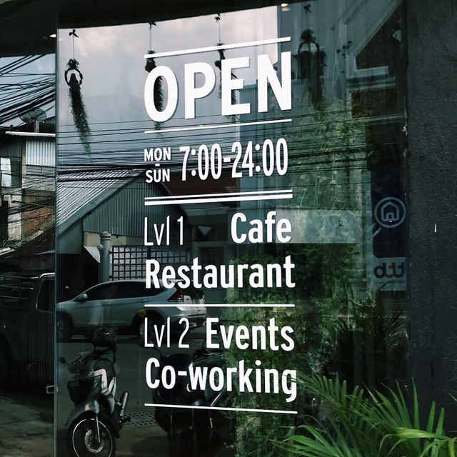 The Ark Thailand : Cafe & Co-working space