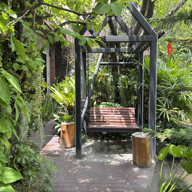 Materna Cafe and Bistro