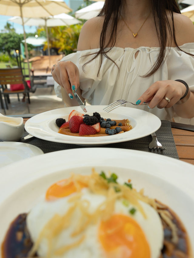 【ハワイ】宿泊なしでも利用可能！カハラホテルのレストラン🍴