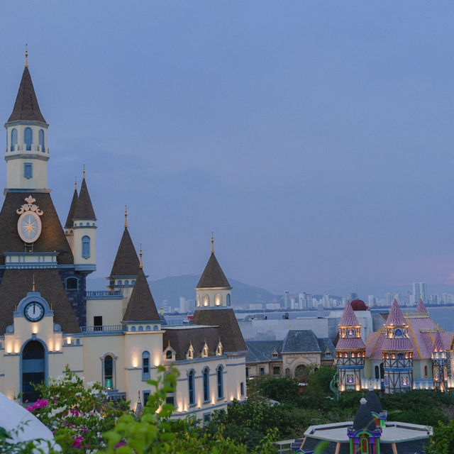 Vinperl สวนสนุกกลางทะเล ญาจาง