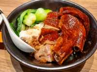 🇨🇳 Crispy Perfection: Roast Goose at Shenjing Village (Guomao Branch)