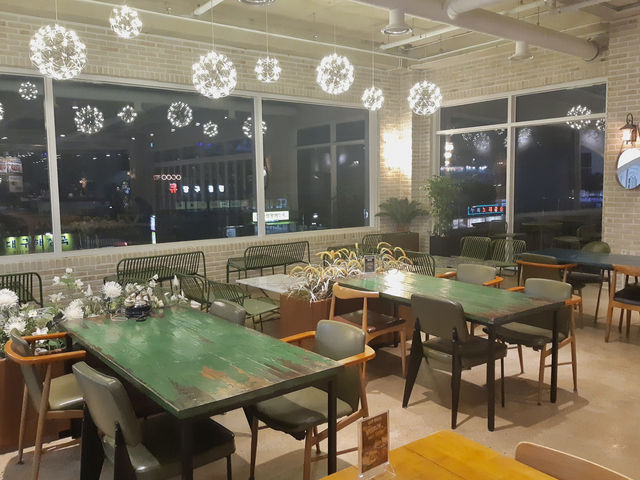 🏙️ 다채로운 매력이 모인 브런치 거리, 평택 메인 스트리트 ☕