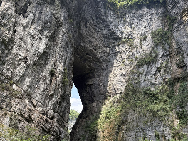 회전하는 엘리베이터와 天生三桥