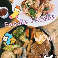 ยองยอง สเต็ก🥩🍴🍤 ตลาดสตาร์