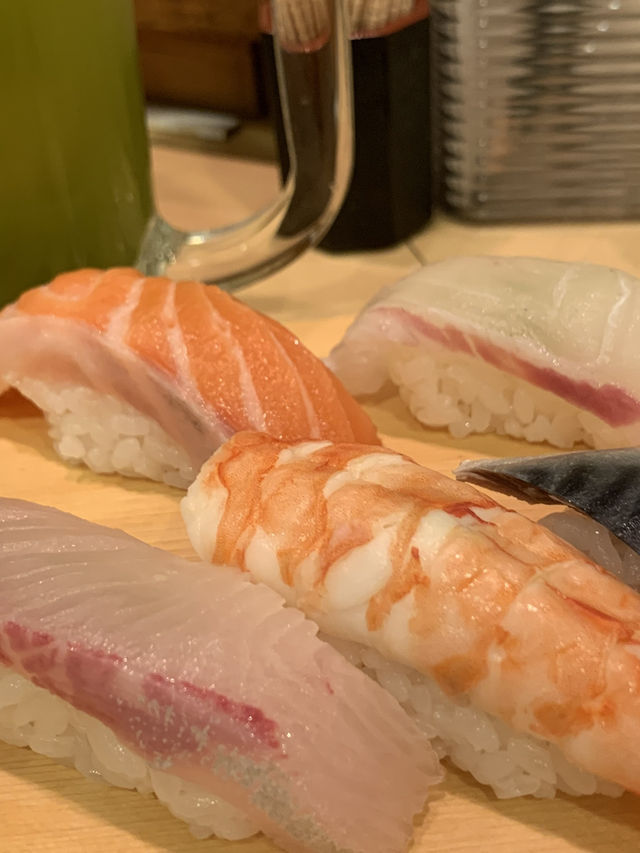 【東京🇯🇵】中目黒の名店「いろは寿司」へ
