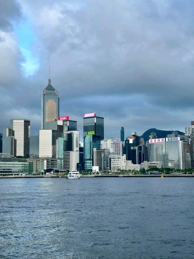 🚢🌇 Cruise the Lights! | Hong Kong Harbour Cruise  🇭🇰✨