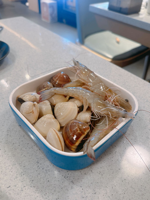 任食雞煲、牛尾煲、豬手煲