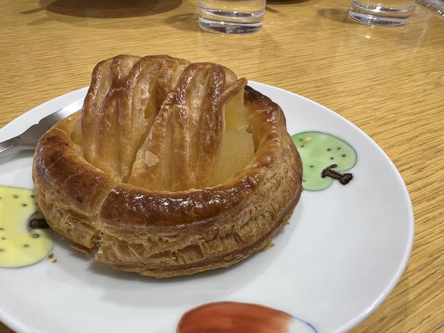 🍏 Sweet Apple Delights at Ringo no Ie Café – A Cozy Treat in Hirosaki