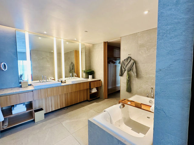 Hyatt Centric Kota Kinabalu: My Perfect Staycation! 🏨🏝️