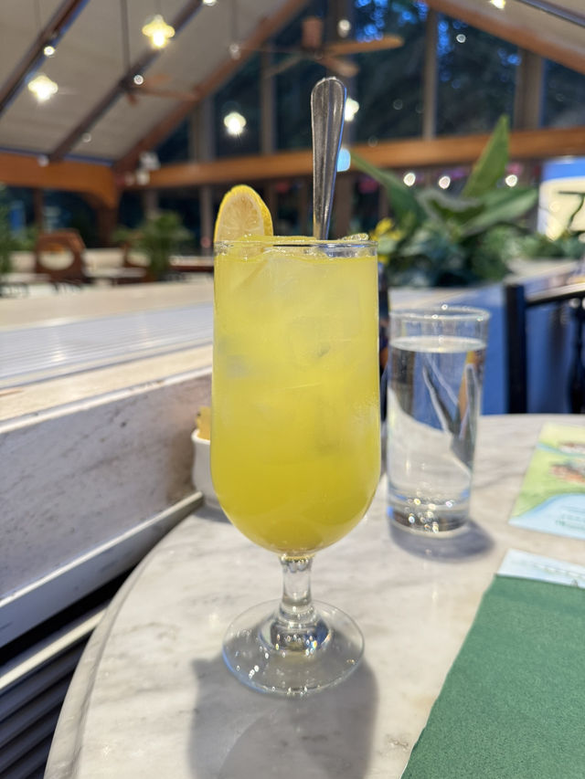 【大澳文物酒店】 復古玻璃屋餐廳，開動大澳風味晚餐！
