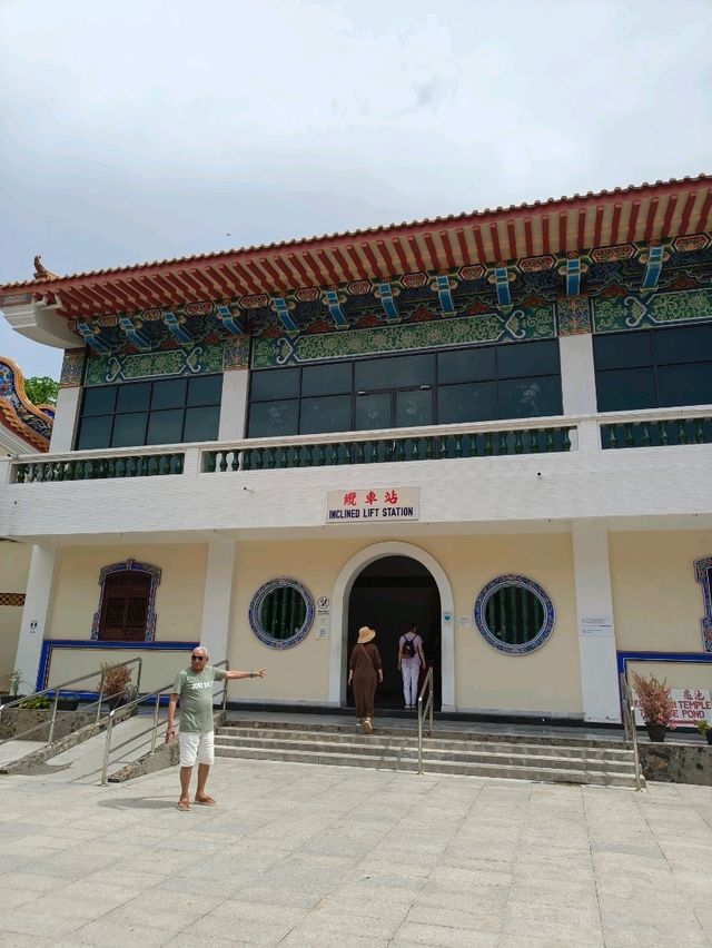 A Temple with Stunning Views You Can’t Miss in Penang