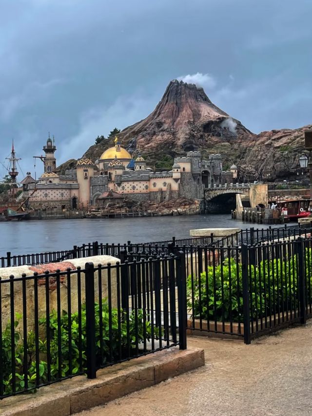 The Enchanted Realms of Tokyo DisneySea you must not miss