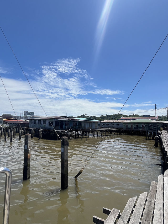 🛶 Brunei Water Village – Kampong Ayer Floating Legacy 💦