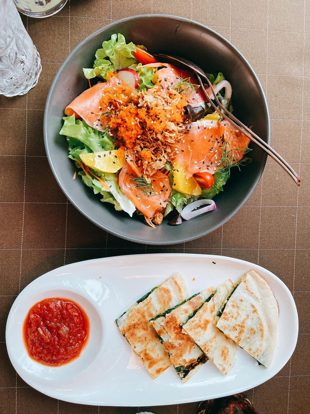 Tsai Eatery