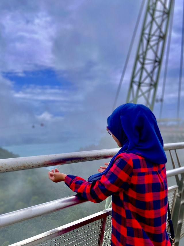 First Time on the Langkawi Cable Car – Sky High Thrills! 🌥️