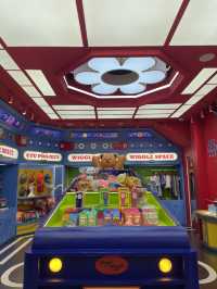 ร้านดัง wigglewiggle Chengdu Flagship Branch❤️💙