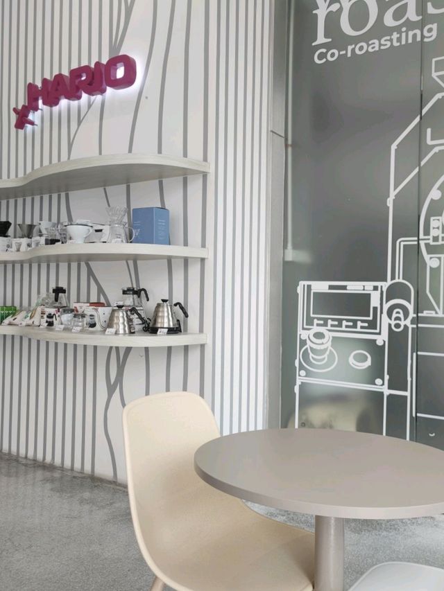 ☕ : We Roast Cafe คาเฟ่เมืองทองธานี ปากเกร็ด