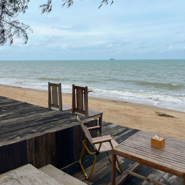 คาเฟ่ระยองเปิดใหม่🌴 ริมทะเล คาเฟ่ระยองเปิดใหม่🌴 ริมทะเล