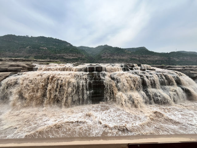 🌊 Hukou Waterfall — The Roaring Power of the Yellow River