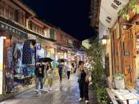 Discover the Tranquil Beauty of Xizhou Ancient Town 🍄