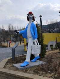 sprawling oasis of nature and culture nestled in Gwacheon, just outside the bustling heart of Seoul