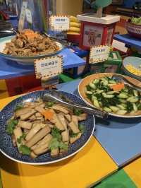 Toy Story Hotel เติมเต็มความฝันวัยเด็ก :)