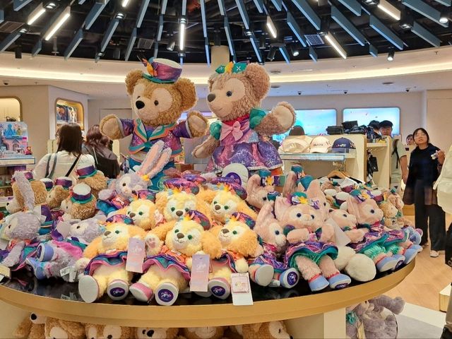 🎊Hong Kong Disneyland Store ที่สนามบินฮ่องกง 🎊Hong Kong Disneyland Store ที่สนามบินฮ่องกง