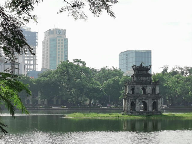 ฮหว่านเกี๊ยม เส้นทางสงบเป็นมิตร ในเมืองฮานอย ฮหว่านเกี๊ยม เส้นทางสงบเป็นมิตร ในเมืองฮานอย
