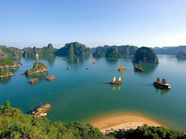 Halong Bay - Vietnam