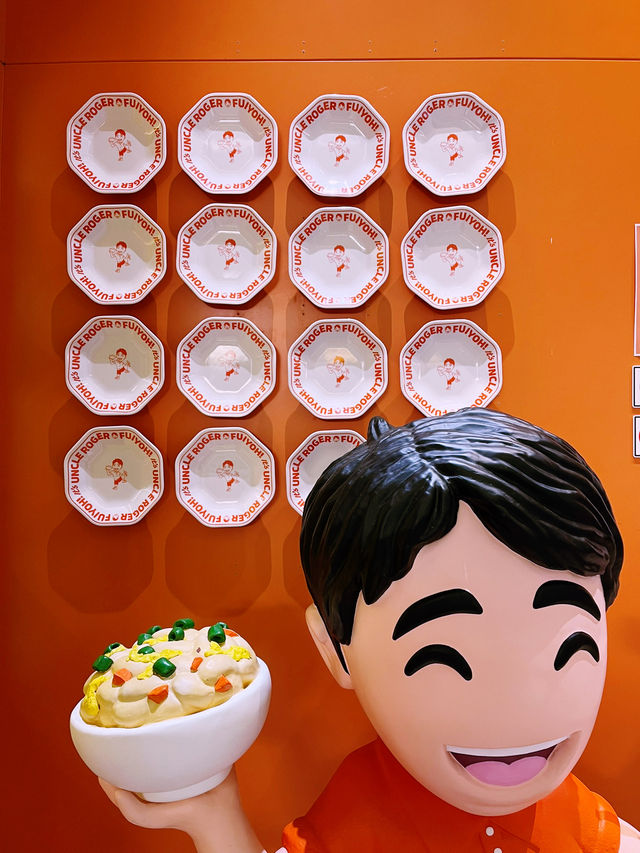 Fuiyoh! Uncle Roger Restaurant – Famous Fried Rice and Insta-Worthy Vibes