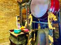 Tin Hau Temple, Aberdeen – A Tranquil Heritage Beside the Sea