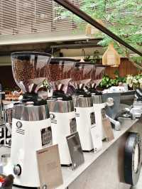 ☕ My Favorite Café in Bandung — Wheels Coffee Roastery 🌿✨
