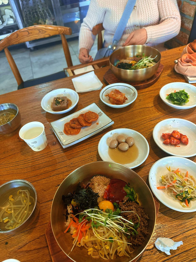 🍽️ What You Have to Eat When Visiting Korea — My Comfort Food List
