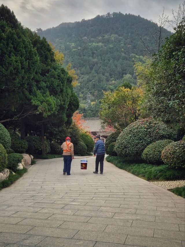 Terracotta warriors and Hua Qing palace are a must in Xi'an