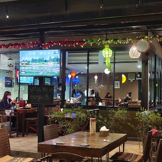 ร้านอาหารแซ่บๆ แบบลับๆ ร้านอาหารแซ่บๆ แบบลับๆ