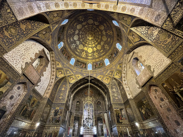 🕌青の芸術が広がる古都をめぐる｜イスファハーン観光