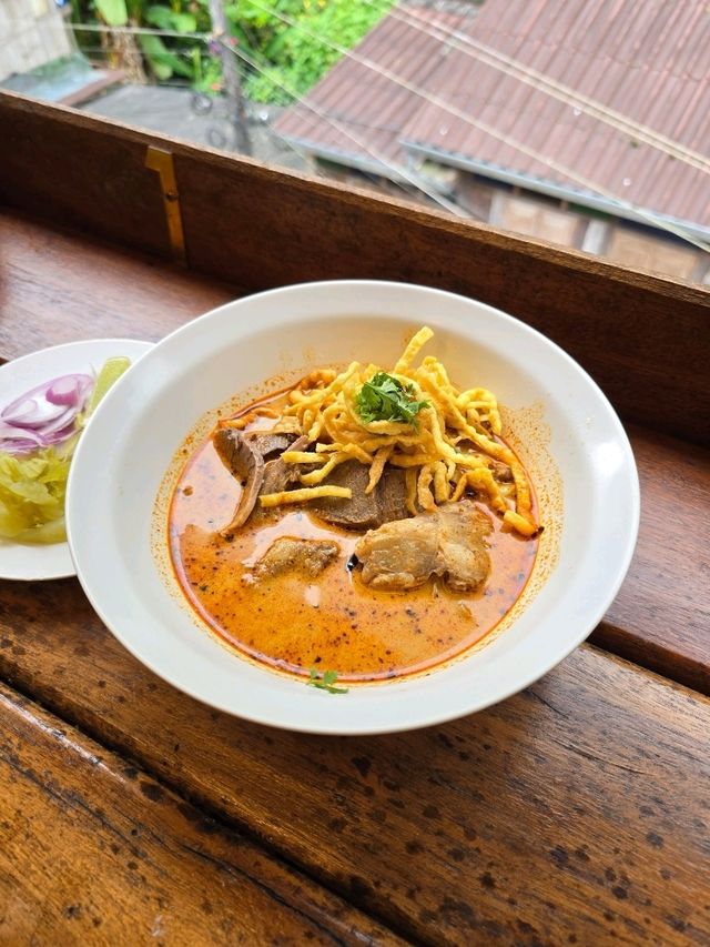 ข้าวซอยกลอยใจ แม่กำปอง ข้าวซอยกลอยใจ แม่กำปอง