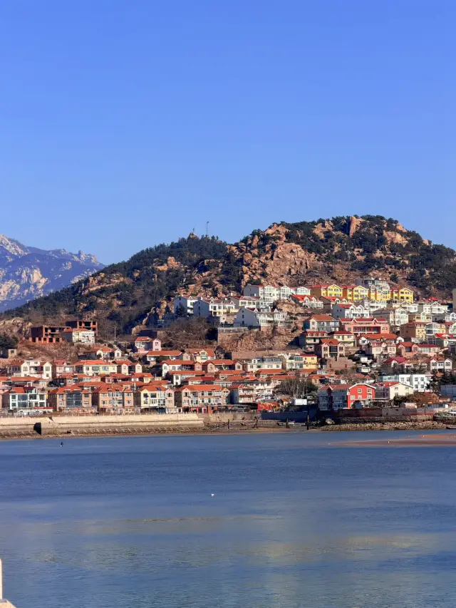 Shazi Kou (ซาจื่อโข่ว) - A serene seaside fishing village in Qingdao.