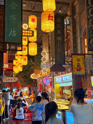 Let's Visit an "Edible" Museum in Baoding.